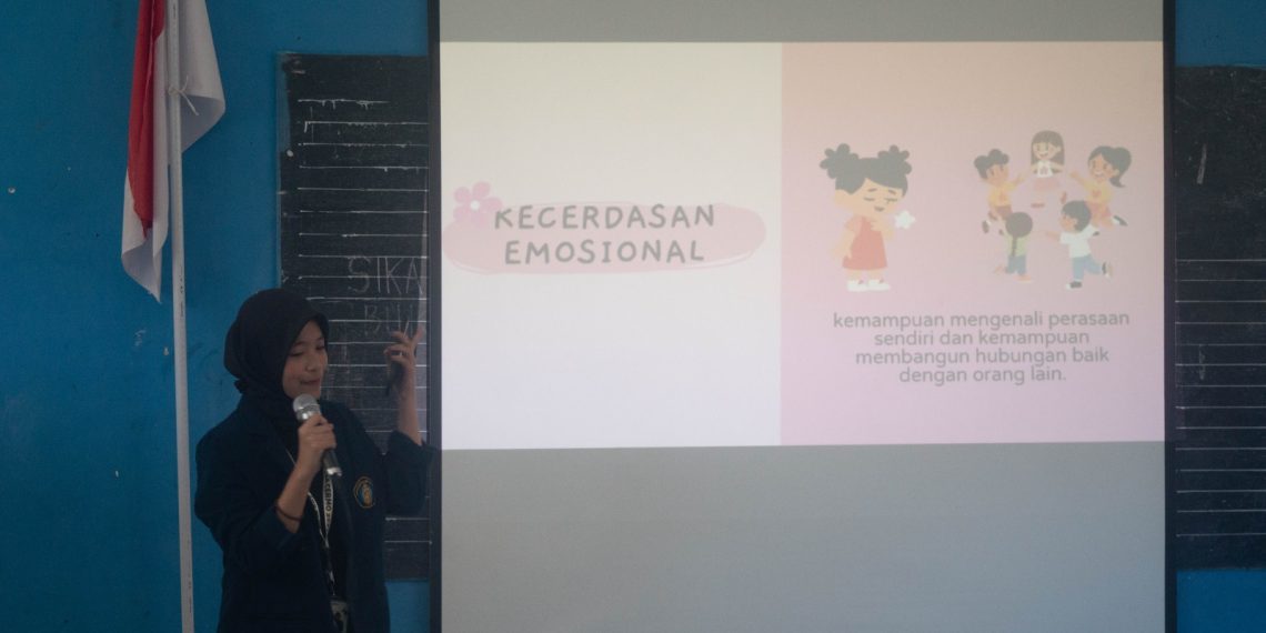 Ajak Kenali Diri Sendiri Sejak Dini, Mahasiswa MMD UB Berikan Psikoedukasi Terkait Kecerdasan Emosional Bagi Siswa Sekolah Dasar